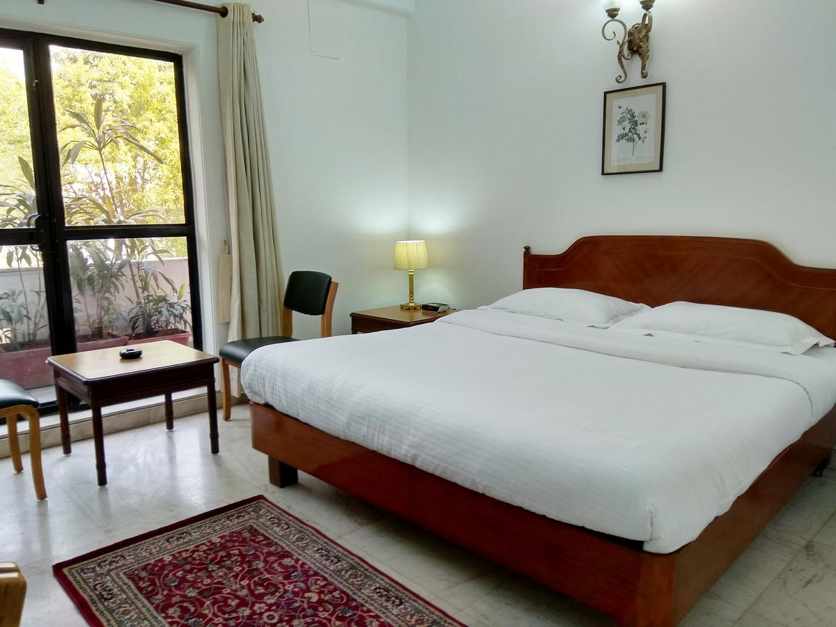 Hotel Palm Greens Nuova Delhi Esterno foto