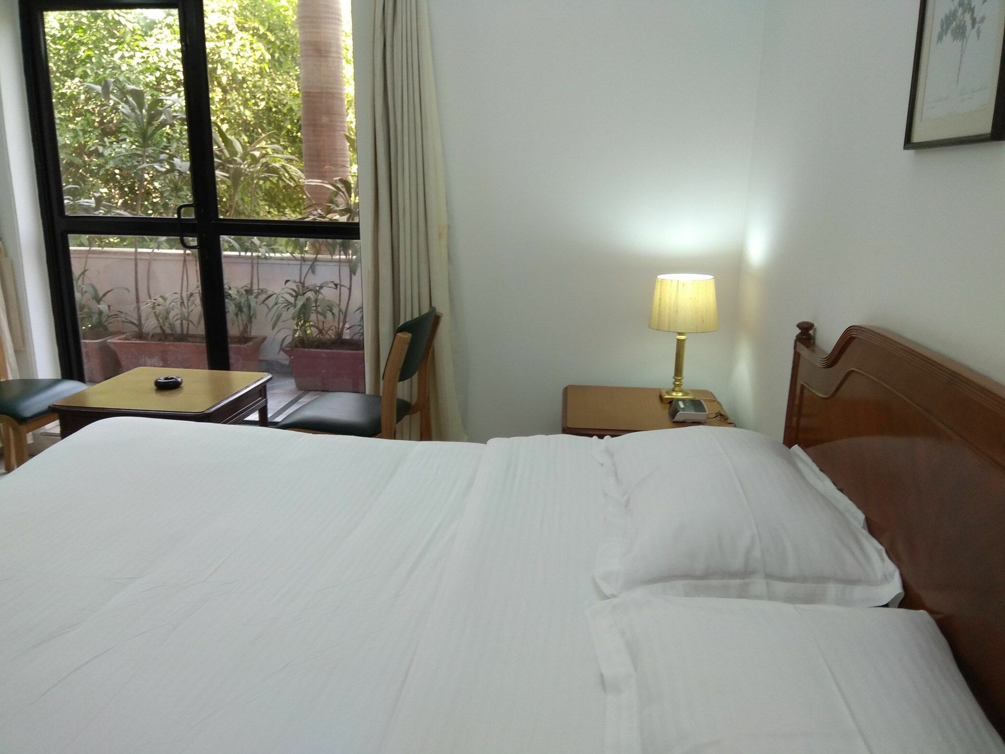 Hotel Palm Greens Nuova Delhi Esterno foto